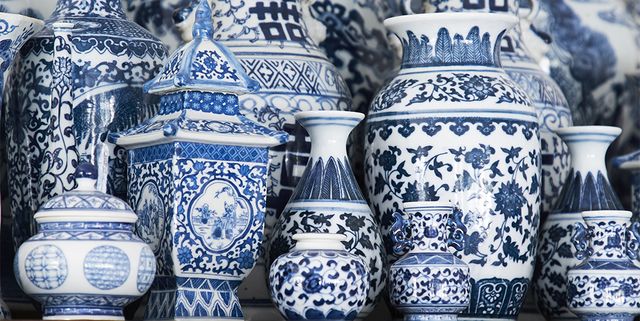 blue-and-white-ceramics-collection-1592508850